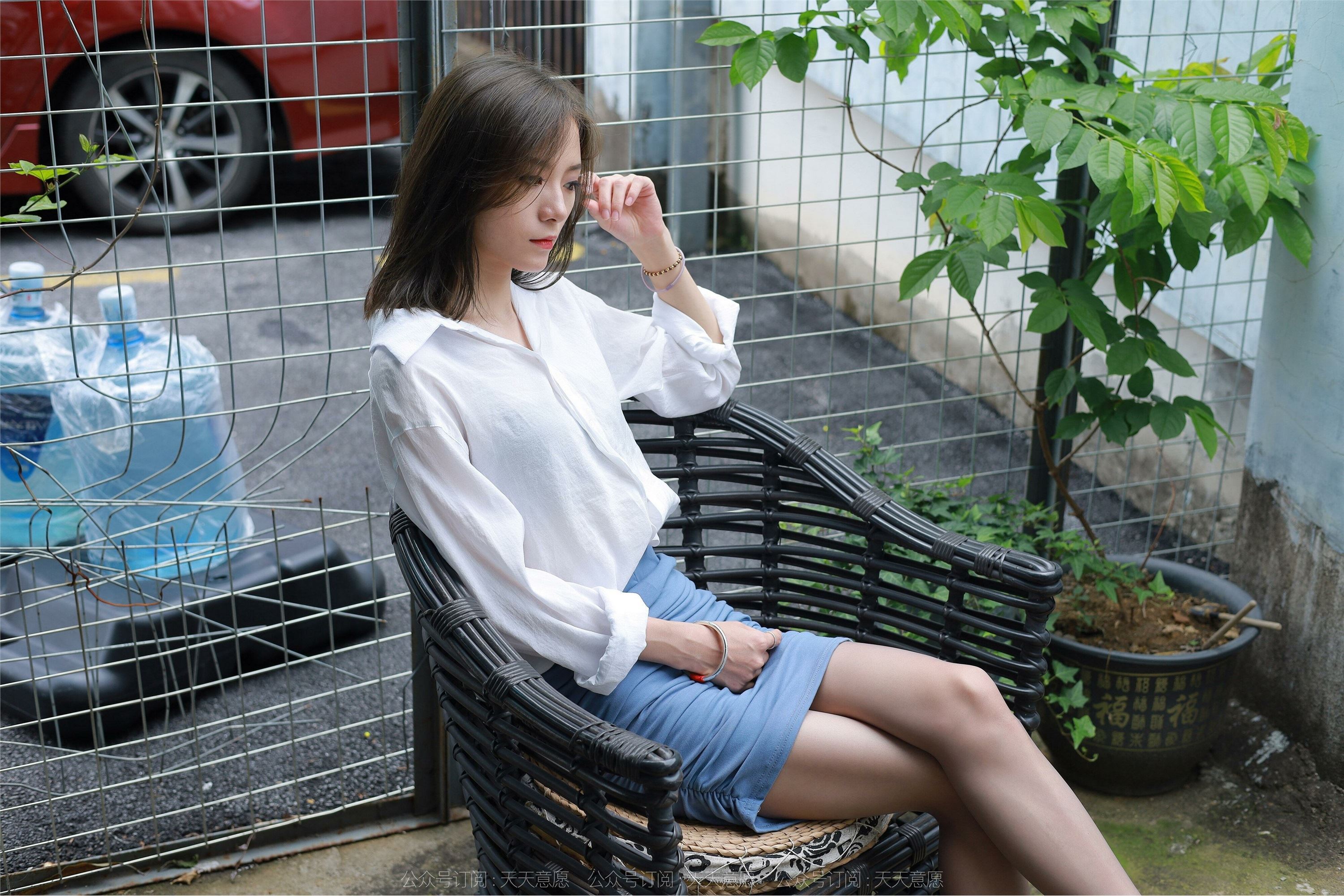 IESS异思趣向 2022.06.09 丝享家 1112：小六《蓝鞋灰丝》